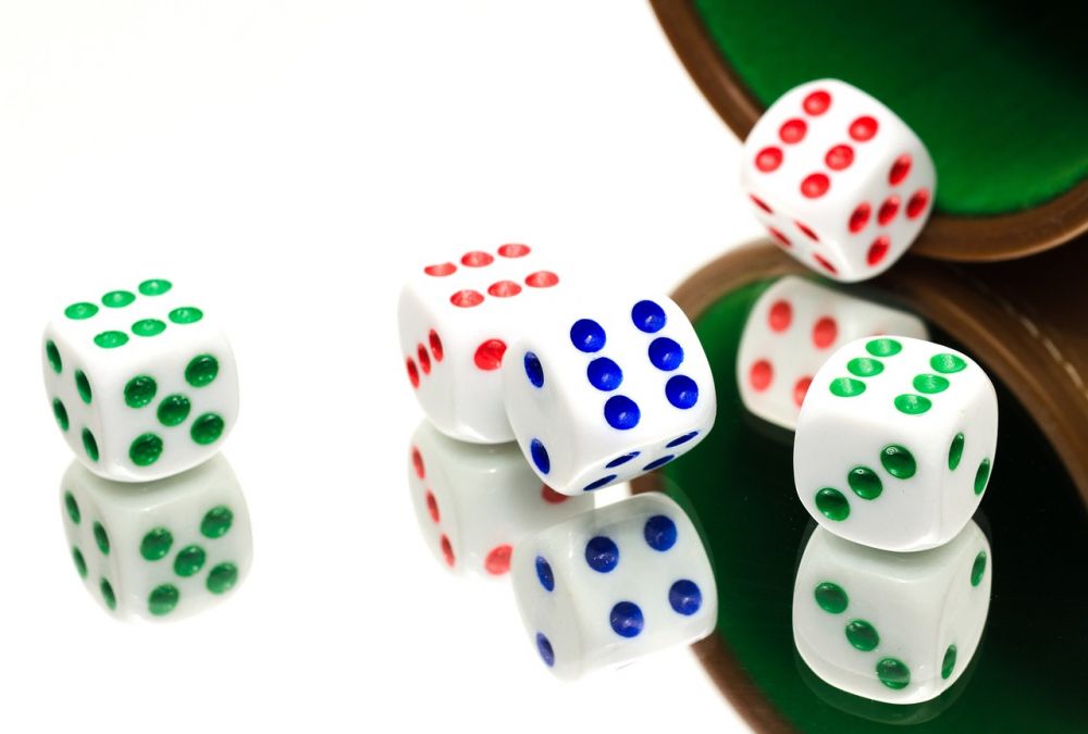 Gratis spil for unge og ældre: En dybdegående indføring i verdenen af online casino og gambling